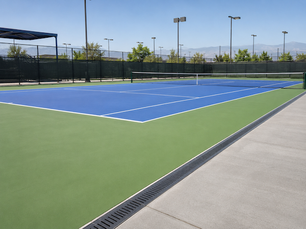 thi công hệ thống thoát nước cho sân tennis